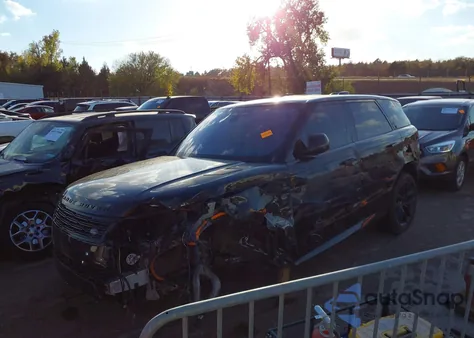 2023 Land Rover Range Rover Sport First Edition z USA, uszkodzony, nr VIN SAL1V9E78PA156526